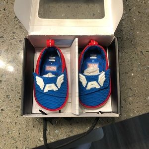 Marvel x Tom’s baby shoes